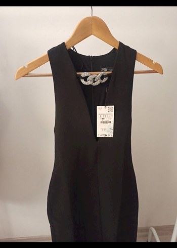 zara mucevher detayli elbise - Görsel 3