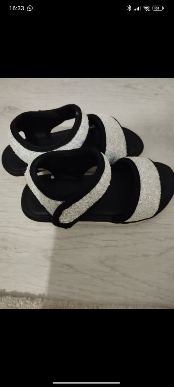 Kız Çocuk Beyaz Cırt Cırtlı Sandalet - Görsel 2