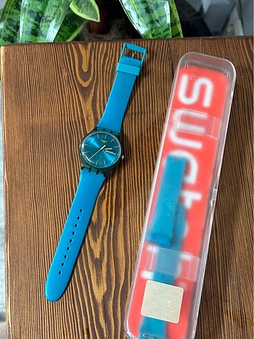Swatch Mavi Saat