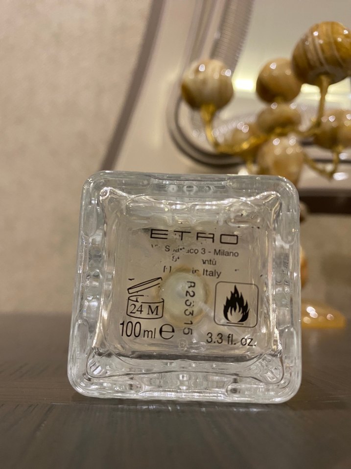 Etro White Magnolia Kadın Parfümü Boş Şişe - Görsel 3