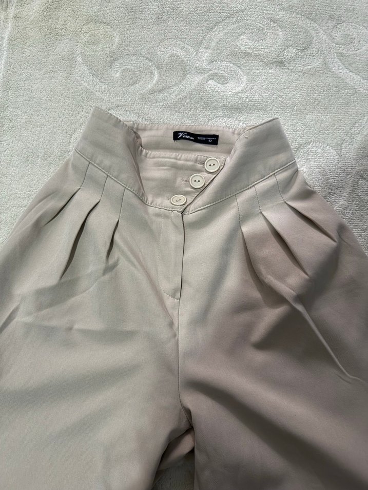 Düğmeli Bej Midi Kumaş Kadın Pantolon - Görsel 2