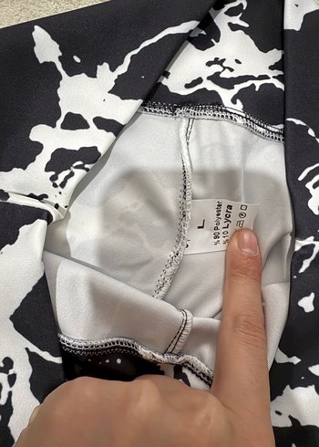 Siyah Beyaz Batik Desenli Kadın Tayt - Görsel 3