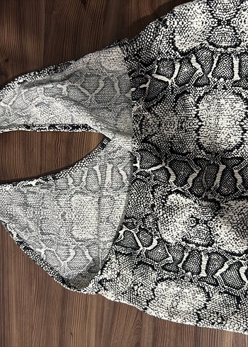 Yılan Desenli Kemerli Kolsuz Mini Yelek - Görsel 3