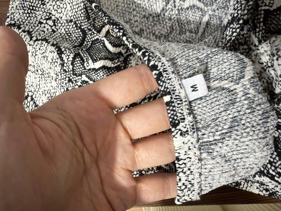 Yılan Desenli Kemerli Kolsuz Mini Yelek - Görsel 4