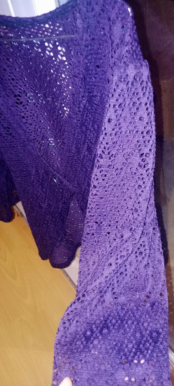 Mor V Yaka Dantel Detaylı Örgü Kazak - Görsel 2