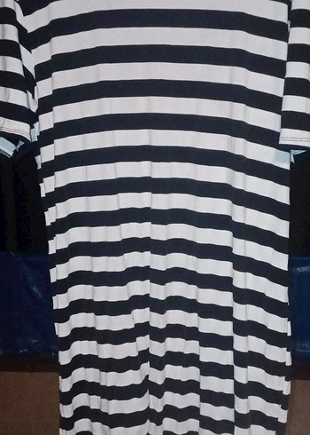 Gri Beyaz Çizgili elbıse - Görsel 3