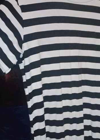 Gri Beyaz Çizgili elbıse - Görsel 2