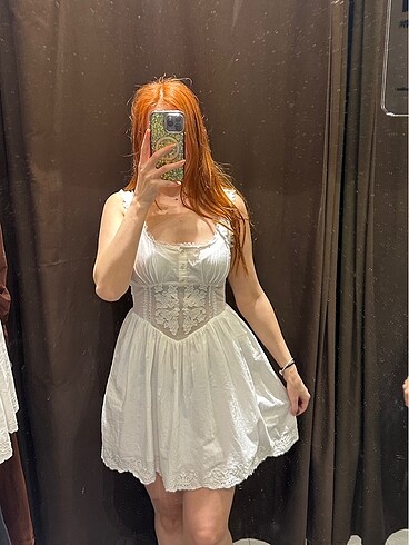 Zara beyaz elbise