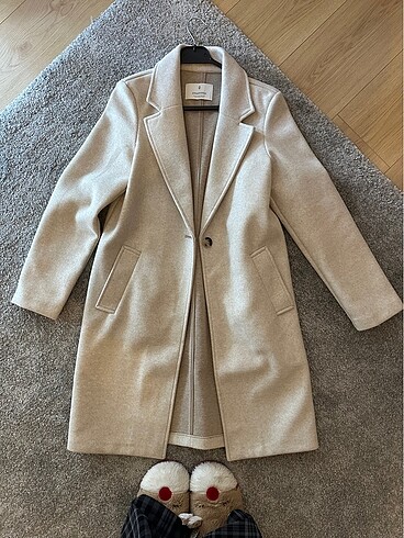 Stradivarius kaşe mont