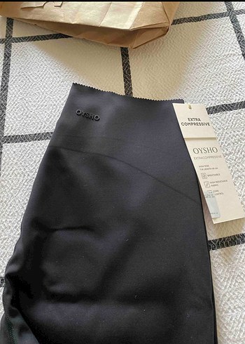 Kadın Siyah Baskılı Sporcu Tayt - Görsel 2