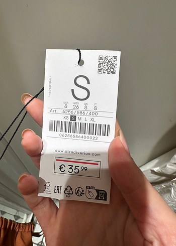 s Beden Desenli Kısa Halter Elbise