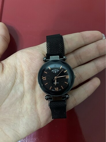 Aqua di polo kadın siyah miknatisli saat