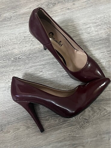 Bambi Bambi kadın bordo topuklu ayakkabi stiletto