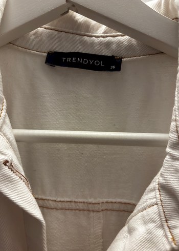 Trendyol & Milla Düğmeli Kısa Beyaz Kot Tulum