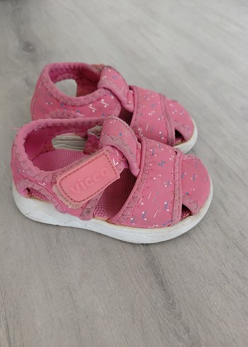 Vicco Kız Çocuk Pembe Cırt Cırtlı Terlik