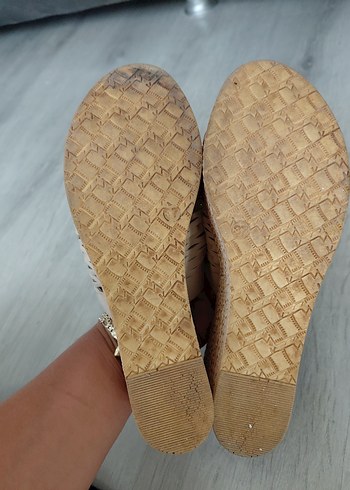 37 Beden Bej Kadın Dolgu Topuk Espadril Terlik