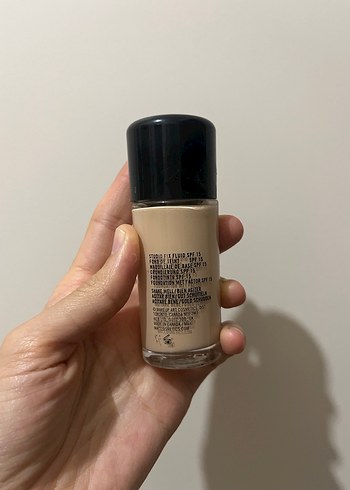  Beden MAC Studio fix fondöten NC 15