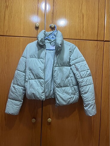 Bershka şişme mont