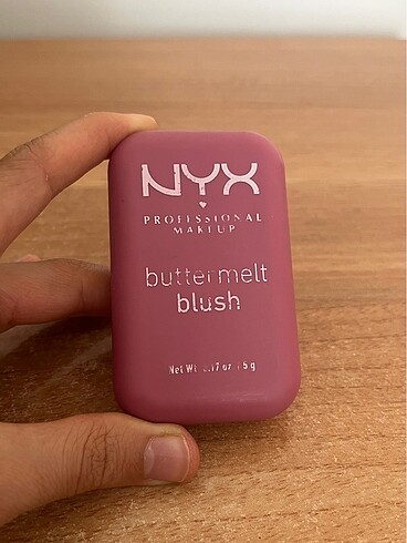 NYX buttermelt allık