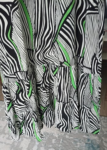 44 Beden yeşil Renk Avant-garde uzun zebra desenli elbise