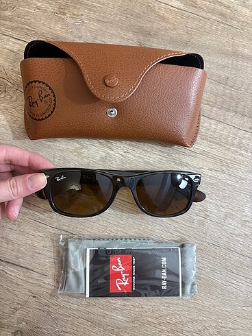 Ray ban new wayfarer