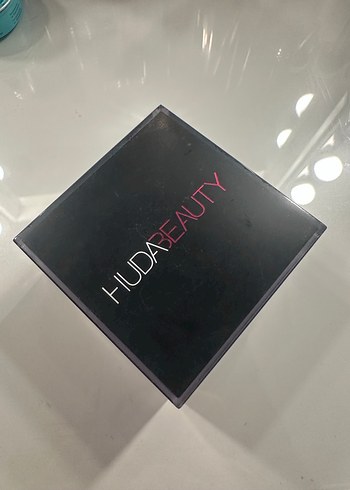 Huda Beauty
