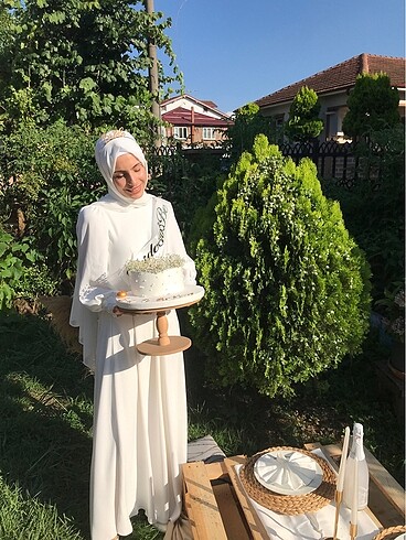 Nikah elbisesi