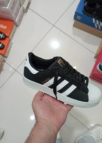 Kadın Siyah-Beyaz Adidas Superstar Spor Ayakkabı