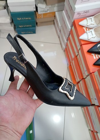 Diger Siyah Stiletto Topuklu Kadın Ayakkabı