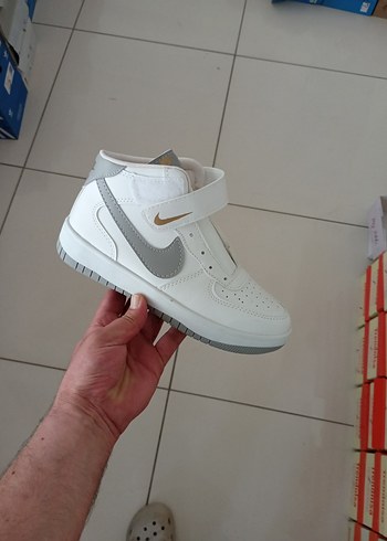 Nike Kadın Beyaz Gri Street Wear Spor Ayakkabı