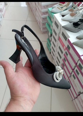 Diger Siyah Klasik Topuklu Kadın Abiye Ayakkabı