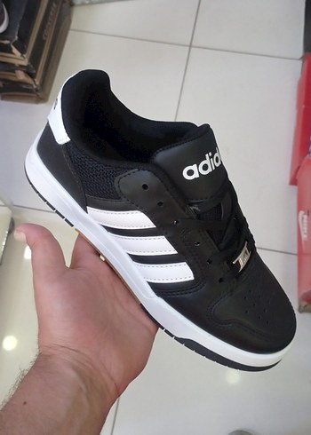 Adidas Siyah Beyaz Spor Ayakkabi