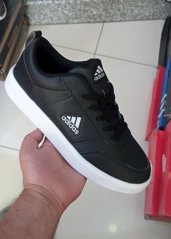 Adidas Siyah Beyaz Spor Ayakkabi