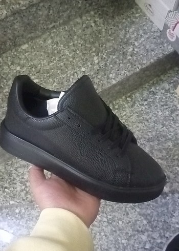 Diğer Siyah Minimal Sneaker