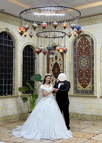 İşlemeli püsküllü gelinlik - Görsel 2