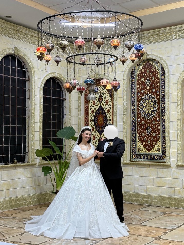 İşlemeli püsküllü gelinlik - Görsel 2