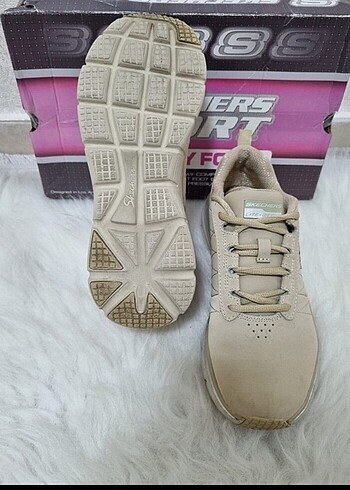 37,5 Beden camel Renk Skechers ayakkabı 37,5 - çok iyi durumda