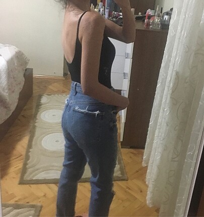 Siyah askılı