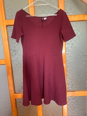 HM bordo elbise