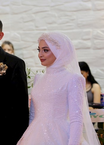 Hem şık hem rahat gelinlik