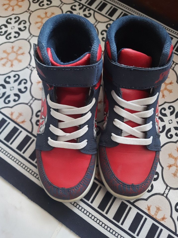 Kırmızı Yılan Desenli Erkek Çocuk Spor Ayakkabı - Görsel 5
