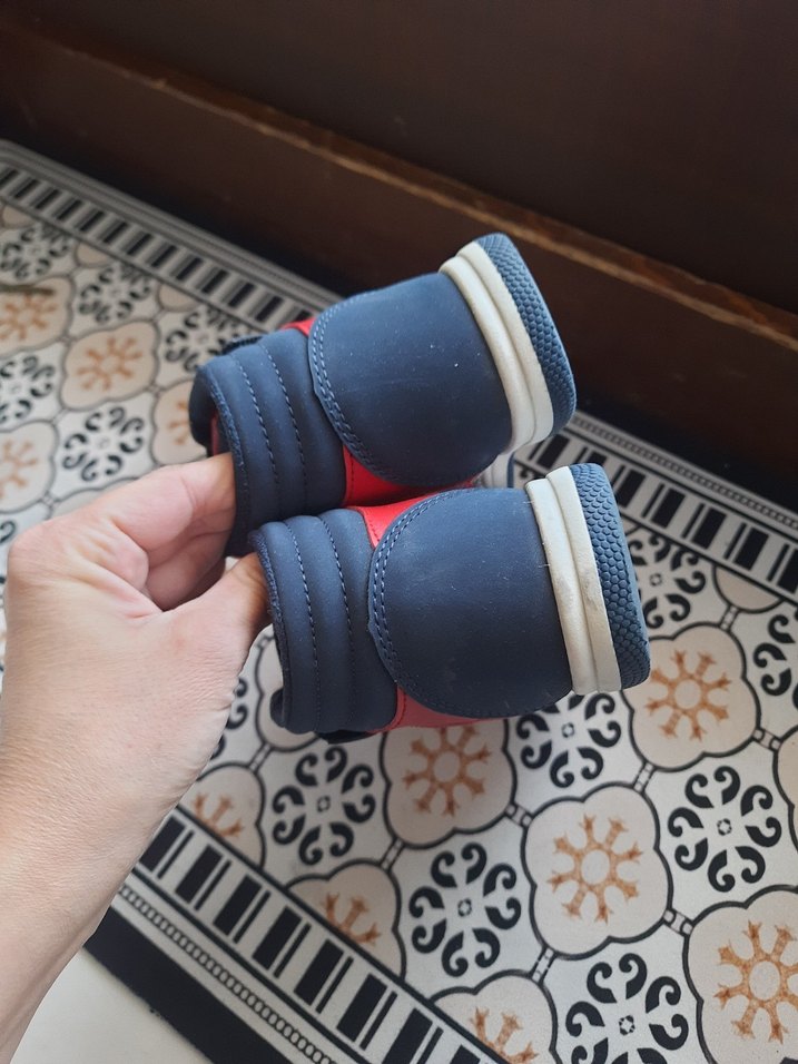 Kırmızı Yılan Desenli Erkek Çocuk Spor Ayakkabı - Görsel 3