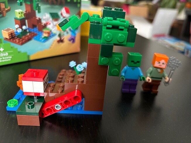 Beden Lego Minecraft Bataklık Macerası