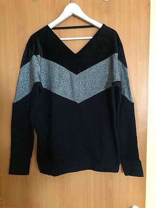 Siyah sweatshirt