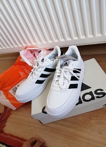 Sıfır Adidas erkek spor ayakkabı 