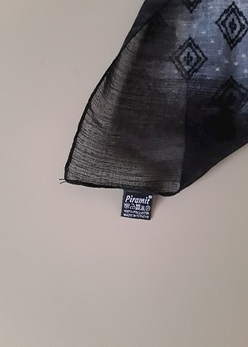 Gri Desenli Kadın Sokak Stili Fular eşarp - Görsel 3