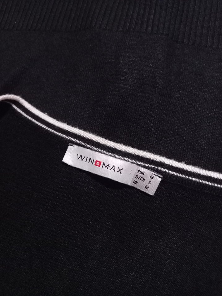 V Yaka Siyah Düğmeli Kısa Kollu Bluz Hırka - Görsel 2