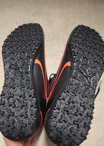 Siyah Erkek Futbol Ayakkabısı Bağcıklı Puma - Görsel 2