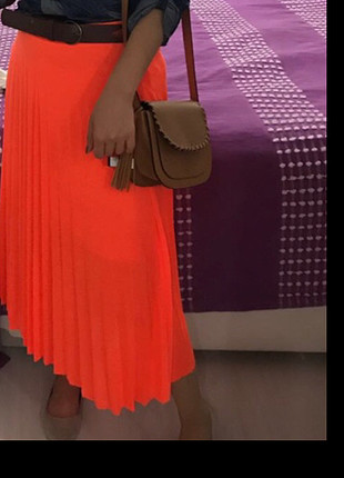 38 Beden Orange pileli etek