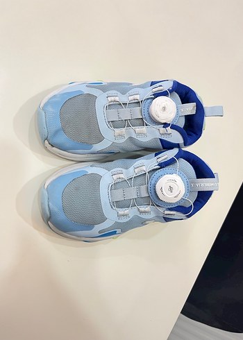 32 Beden Erkek çocuk spor ayakkabı